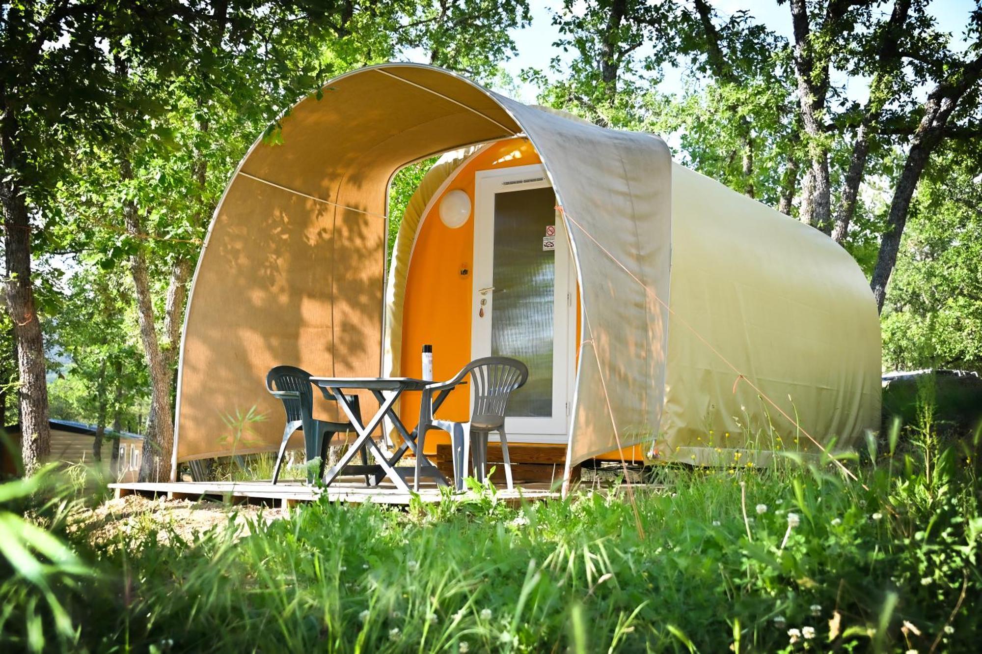Camping Le Colorado Rustrel Exterior photo