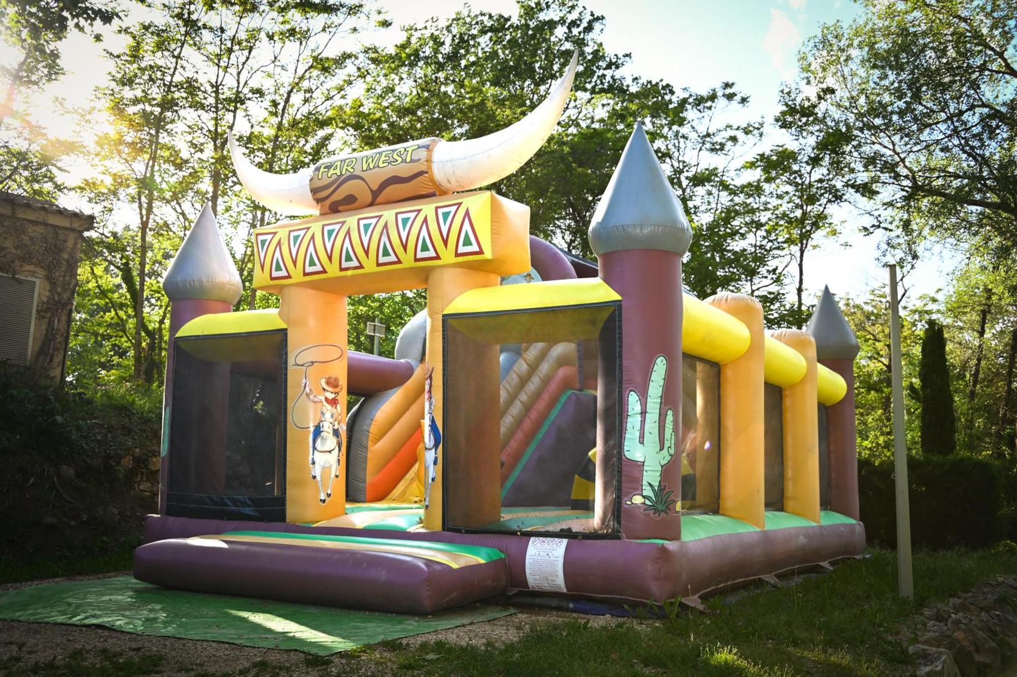 Camping Le Colorado Rustrel Exterior photo