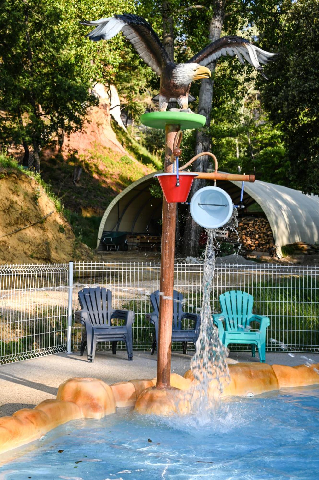 Camping Le Colorado Rustrel Exterior photo