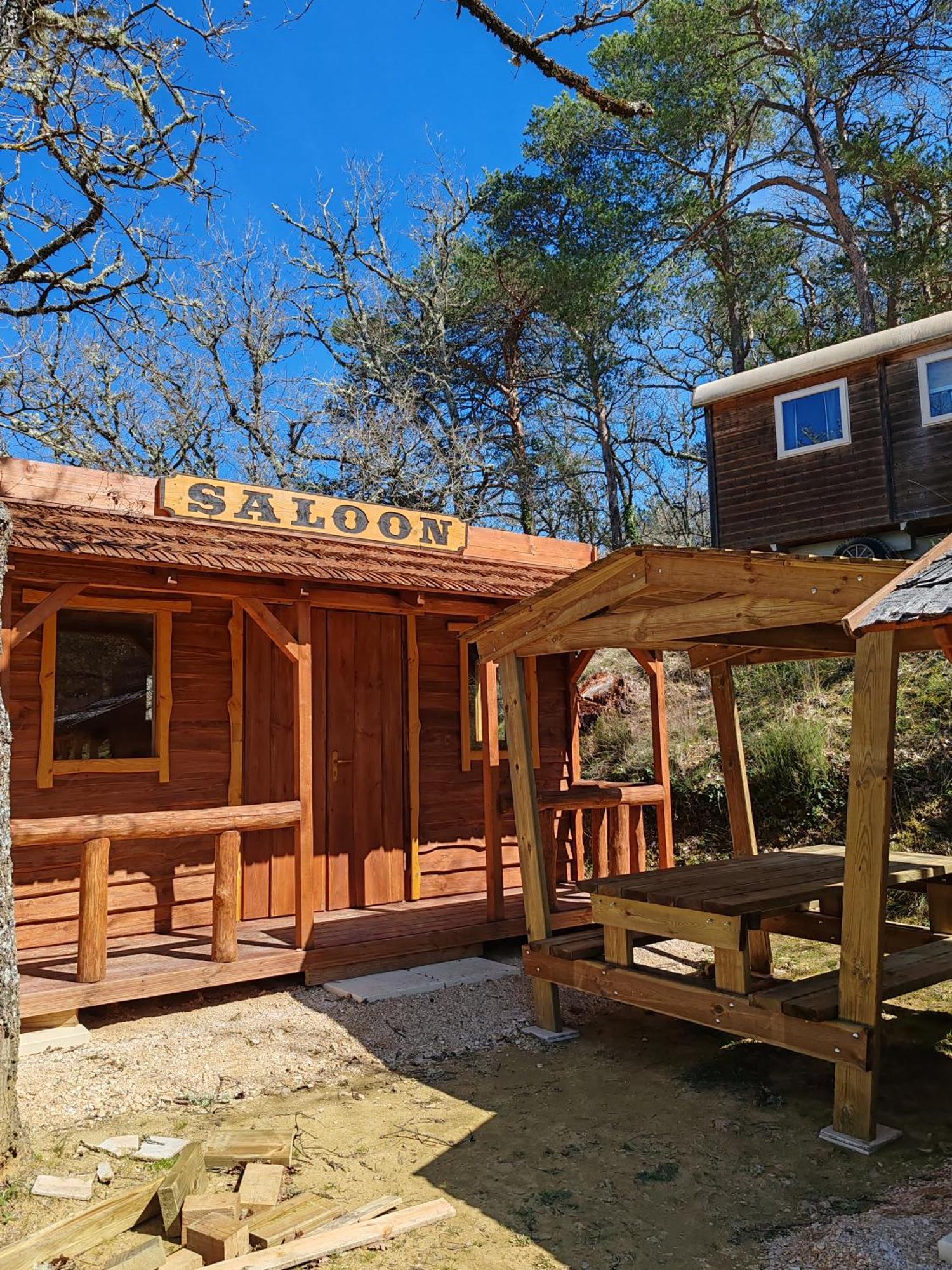 Camping Le Colorado Rustrel Exterior photo